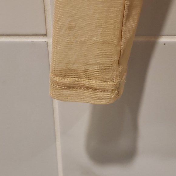 Nude Sequined off the shoulder Bodysuit - Picture 3 of 3